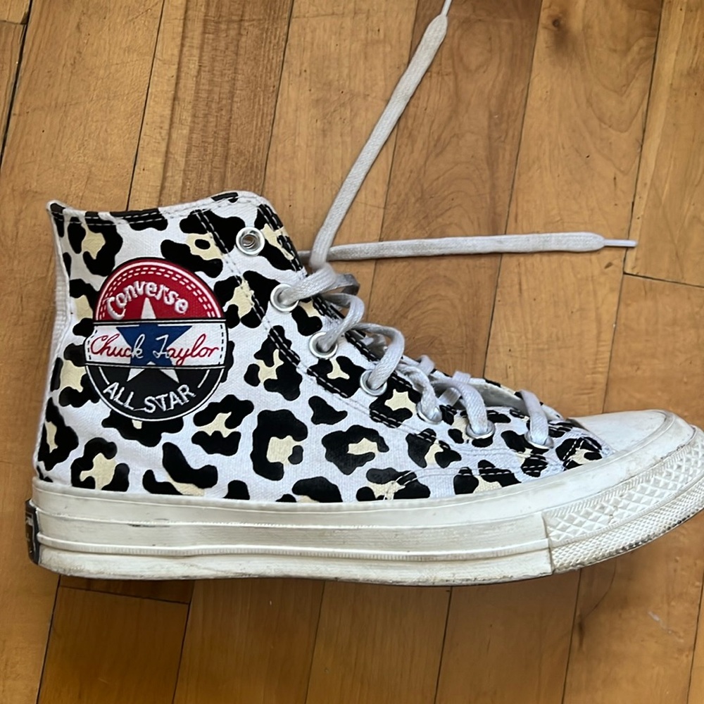Chuck Taylor Converse leopard 70 size W8 M6